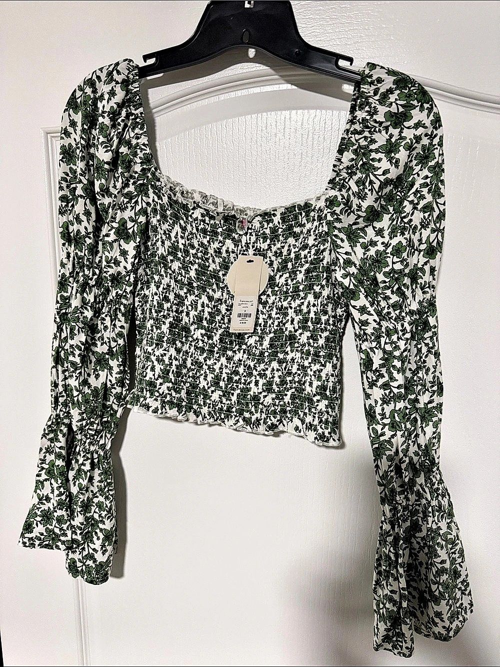Francesca'Small Green Floral Smocked Square Neck Bell Sleeve Blouse Green &